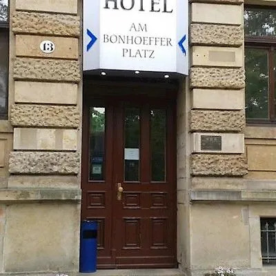 Am Bonhoefferplatz فندق