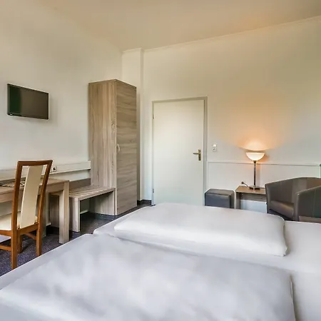 Am Bonhöfferplatz Hotell 3*
