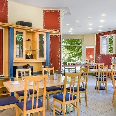 מלון Am Bonhoefferplatz דרזדן