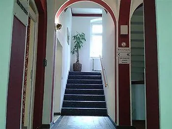 Am Bonhoefferplatz מלון
