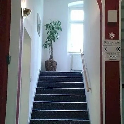 מלון Am Bonhoefferplatz דרזדן